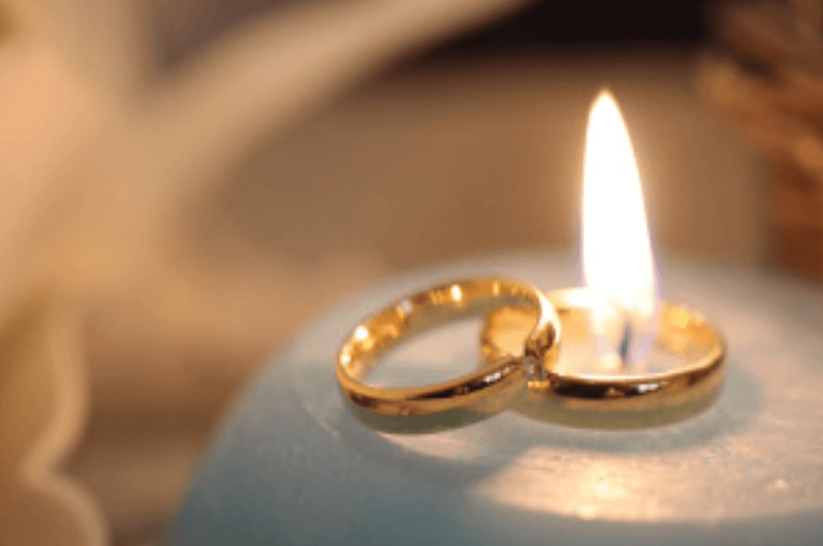 Gouden Sieraden mooi houden? - Juwelier van Dam