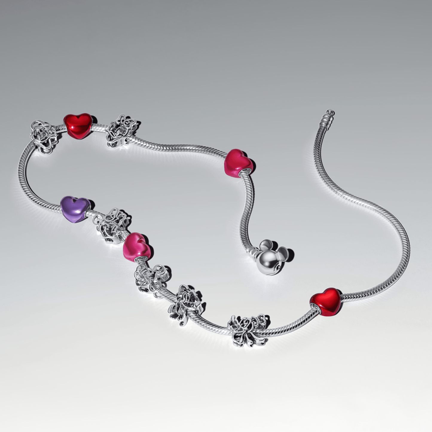 Pandora x Disney Bedel Goofy 793912C00 - Juwelier van Dam