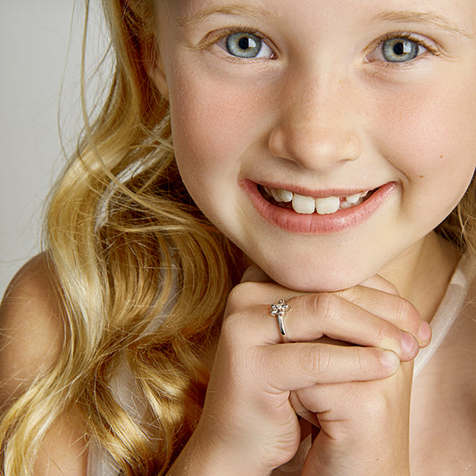 vDam Ring Bloem Zirkonia Zilver Gerhodineerd 1329205 Maat 14