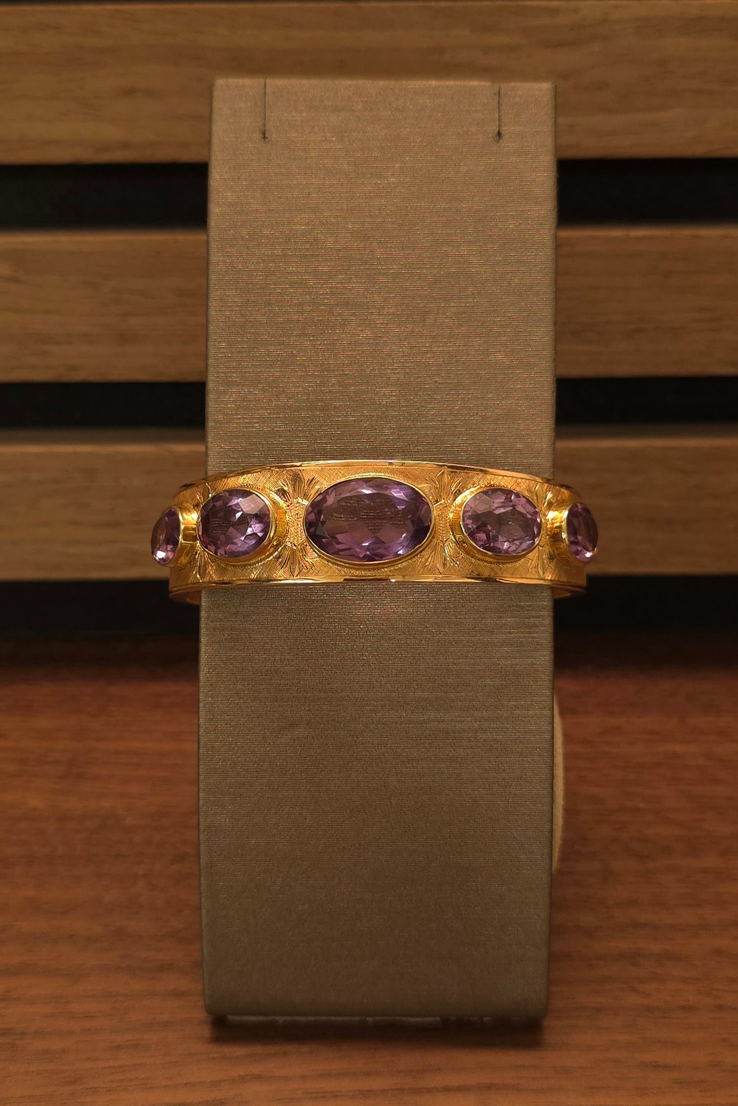 VDA29 Gold Bracelet