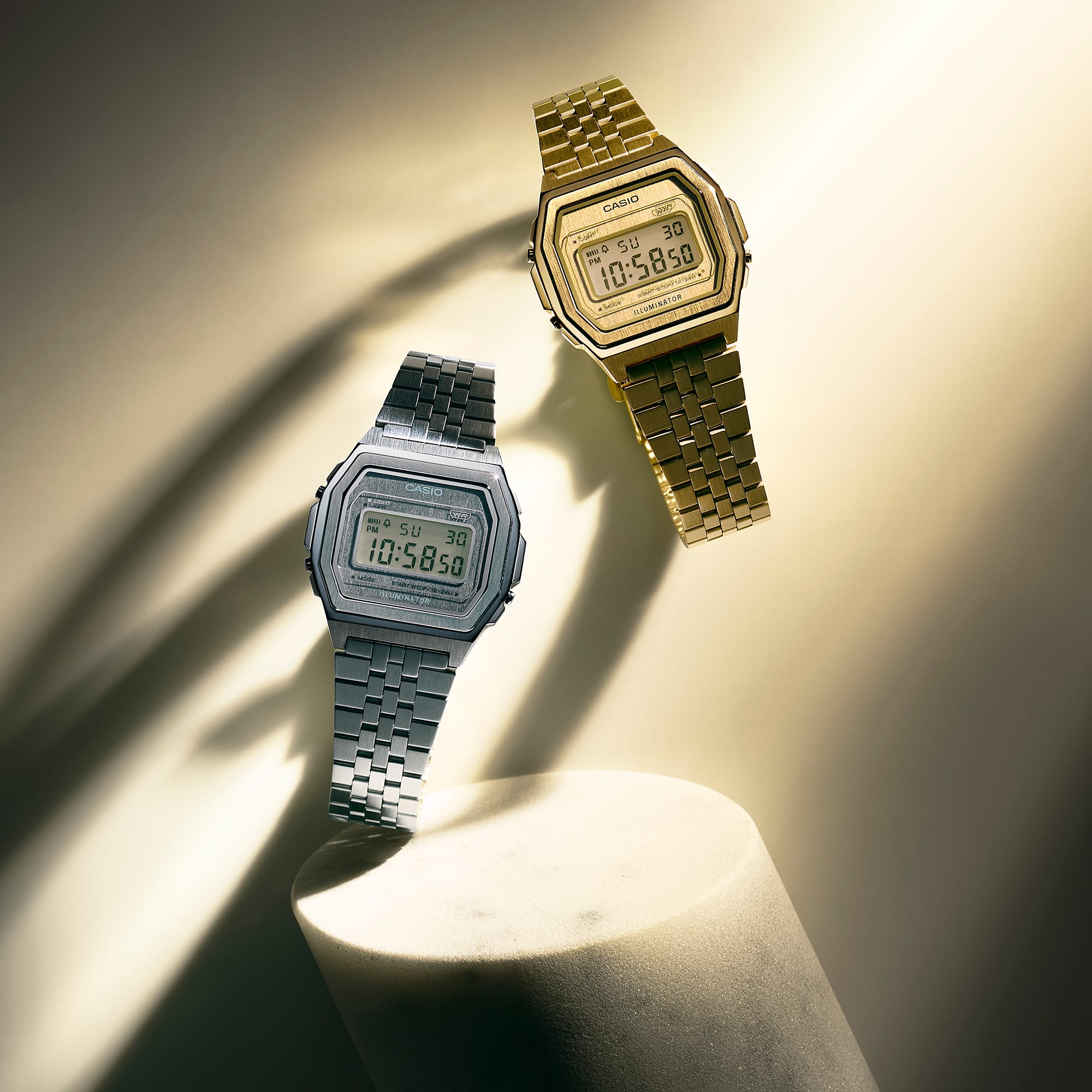 Casio Vintage A1000G-9EF