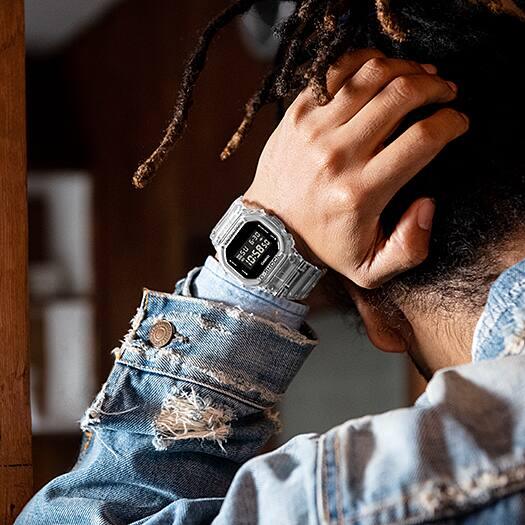 Casio G - Shock DW - 5600SKE - 7ER