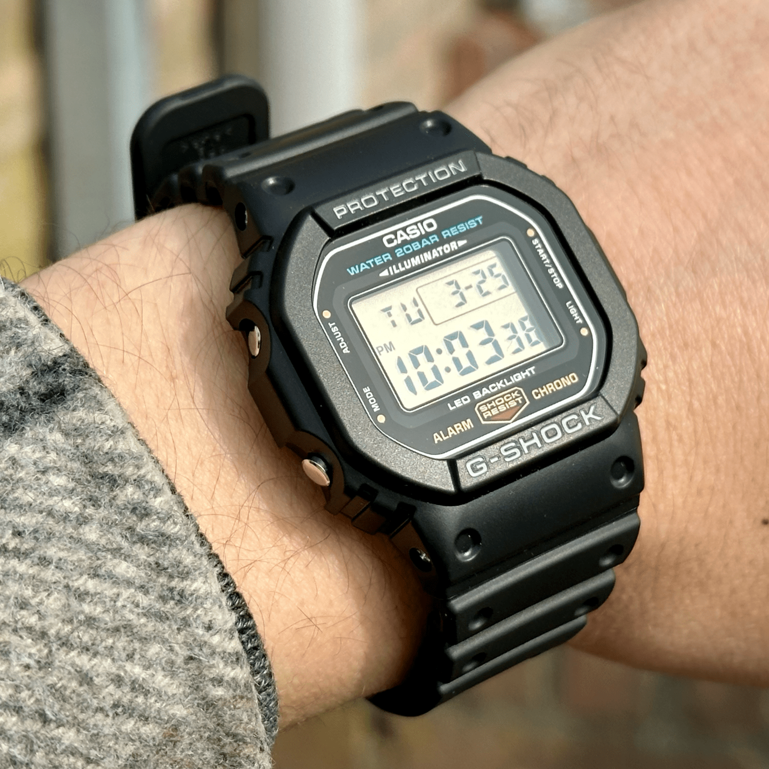 カシオジーショック CASIO G-SHOCK DW-5600UE-1JF 腕時計 デジタル 