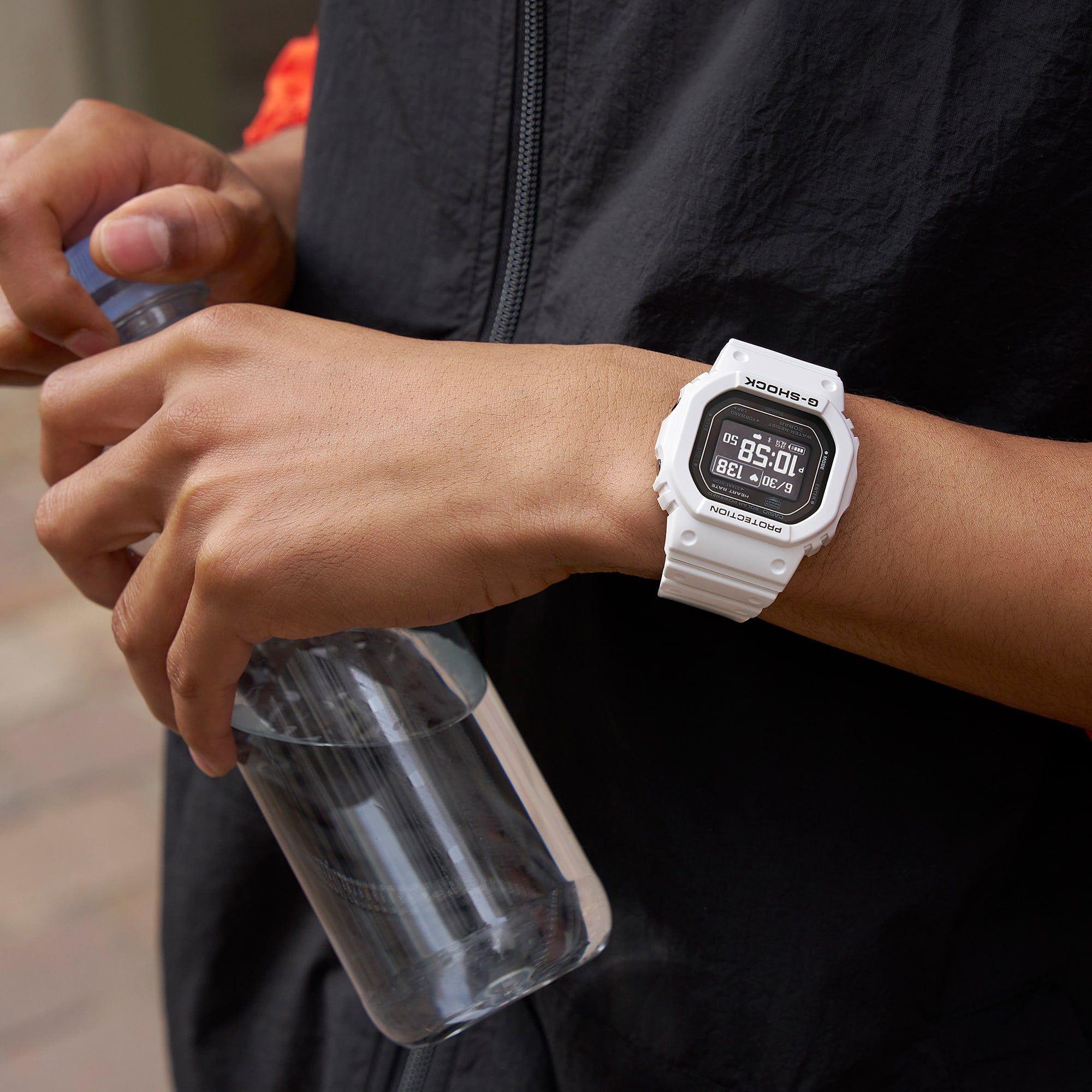 CASIO G-SHOCK DW-H5600 ホワイト 付属品完備 美品 Juwelier van Dam