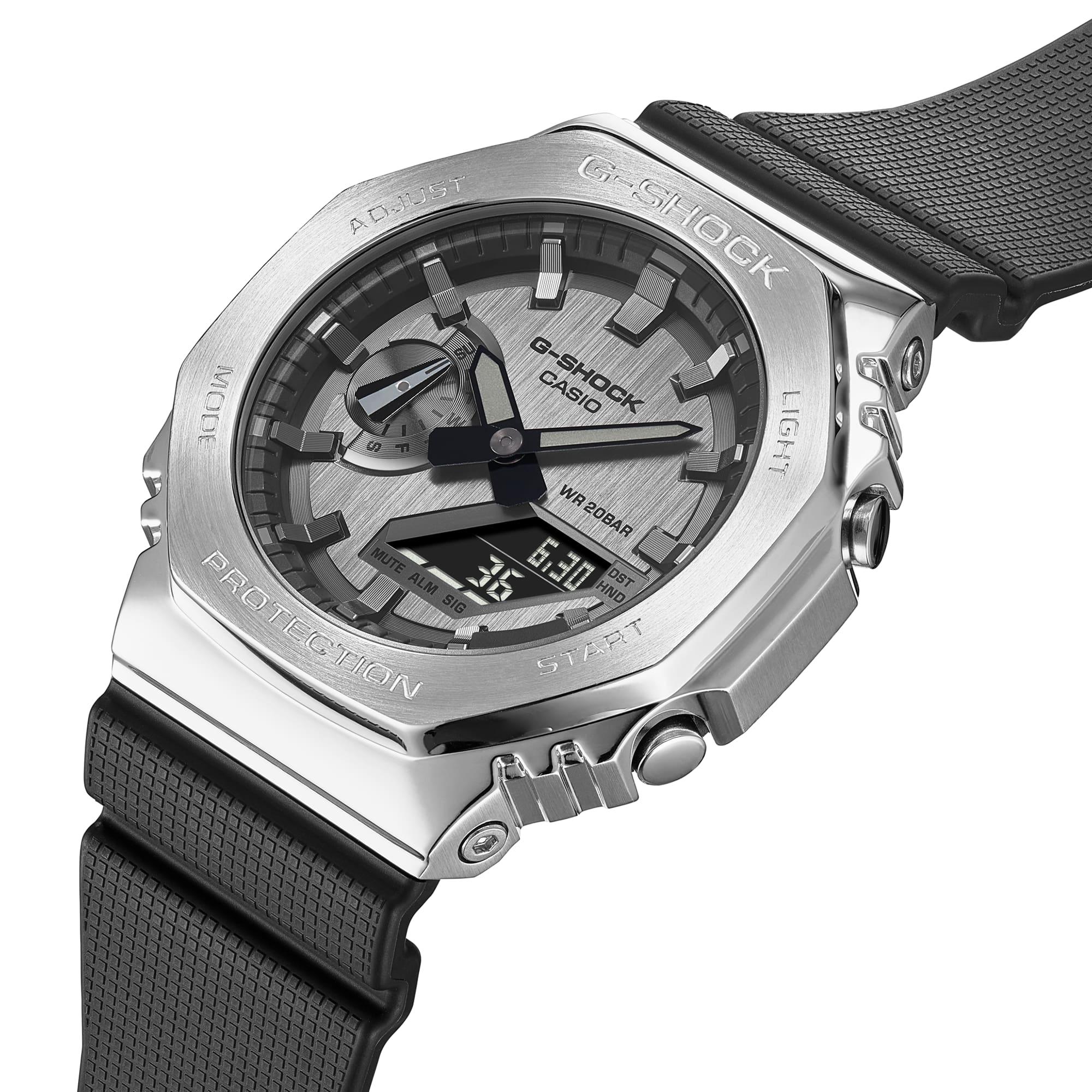 Casio G - Shock GM - 2100 - 1AER