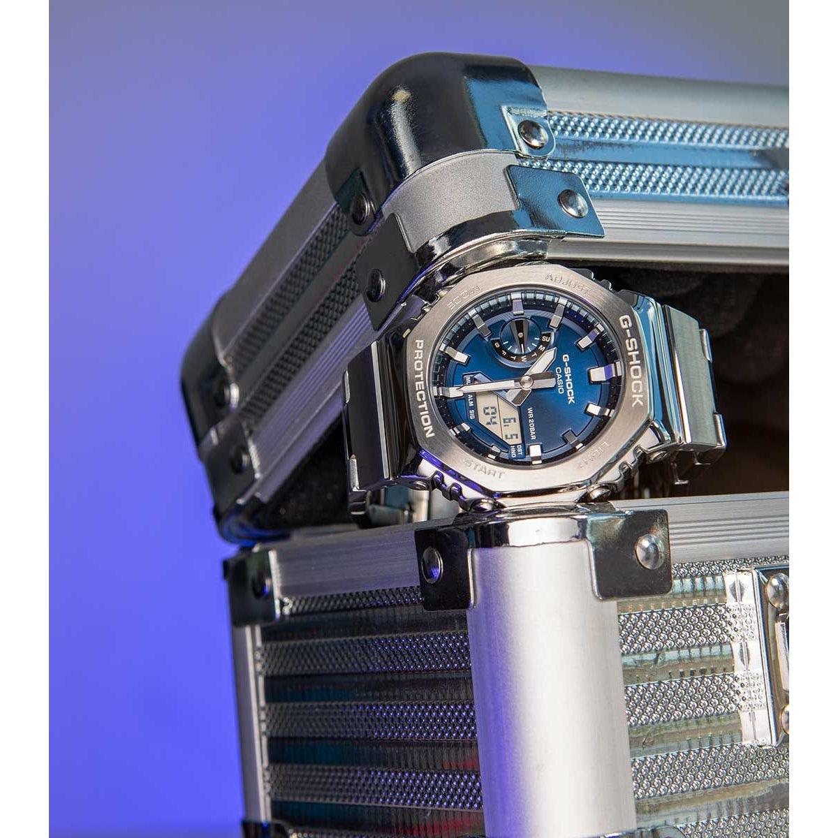 Casio G-Shock GM-2110D-2BER – Juwelier van Dam