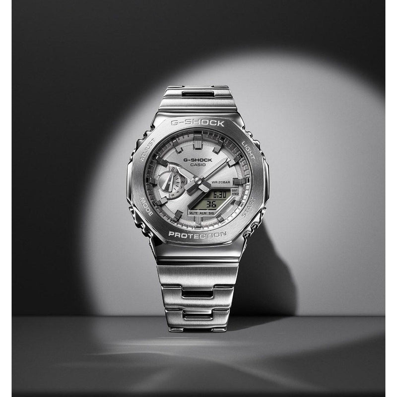 Casio G - Shock GM - 2110D - 7AER