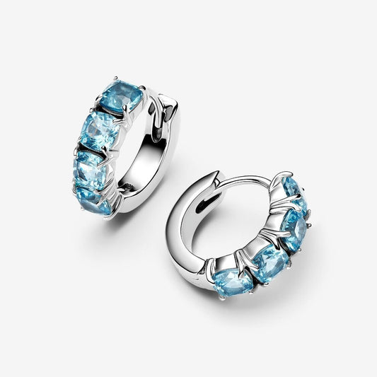 Pandora Lichtblauwe Oorringen 293851C01 - Juwelier van Dam
