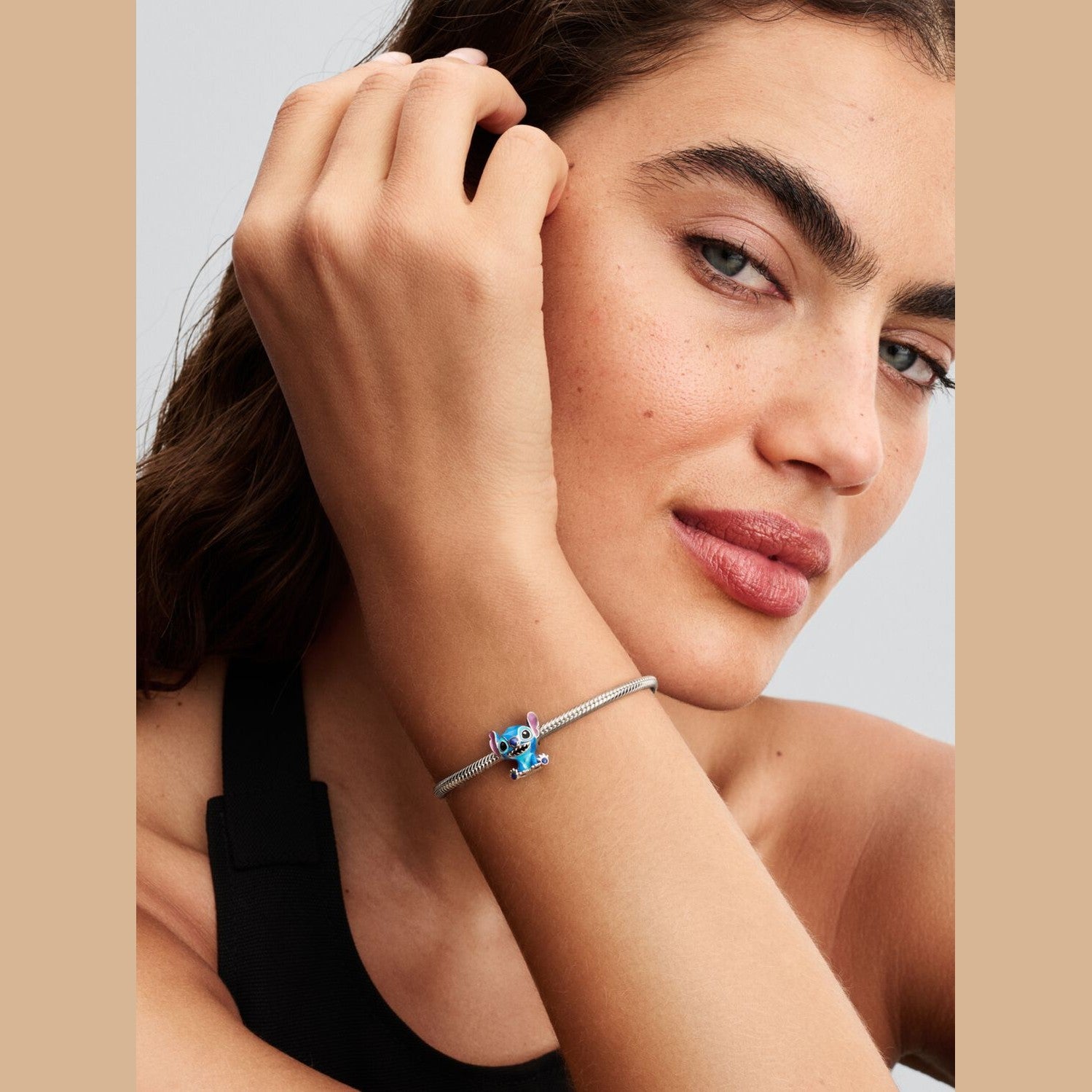 Pandora x Disney Charm Stitch 793815C01 – Juwelier van Dam