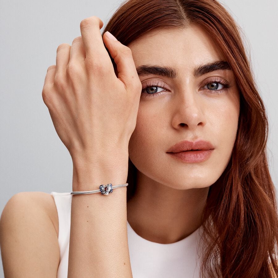 Pandora x Stranger Things Charm Heart 793565C01 – Juwelier van Dam