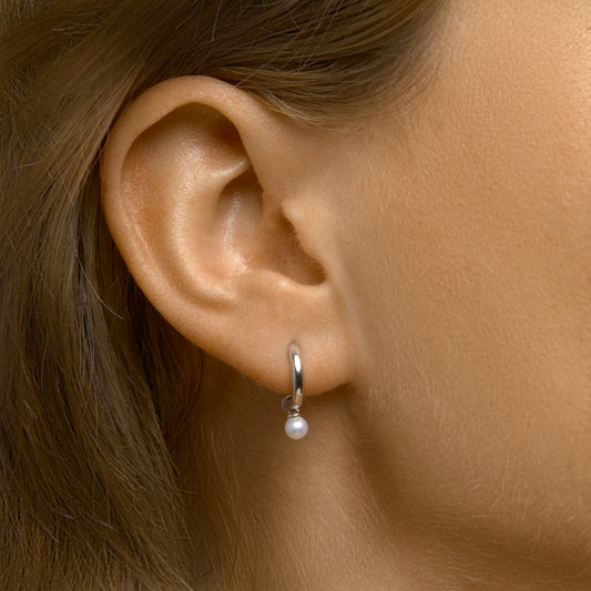 vDam Klapoorringen Parel Zilver Gerhodineerd 1333342