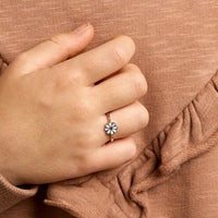 vDam Ring Bloem Zilver Gerhodineerd 1332049 Maat 14½